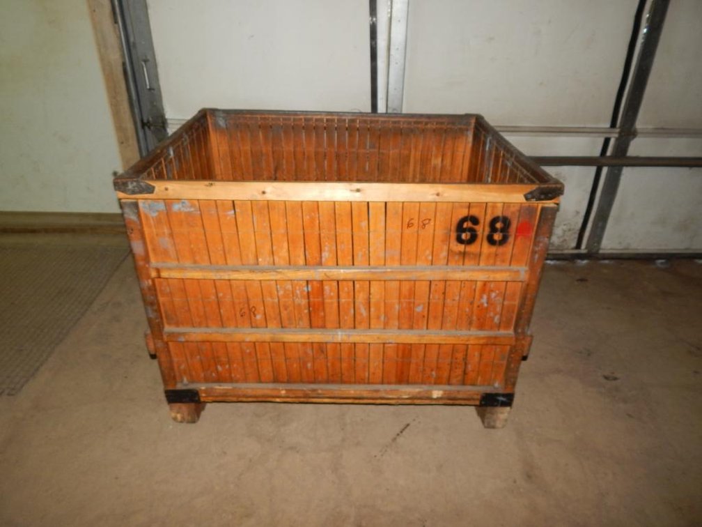 Stackable Wooden Box 40-1/4 X 30-3/8 X 31-1/4in. Outer Dimensions 38 X 28-3/8 X 26in. Inner Dimensions (OS)