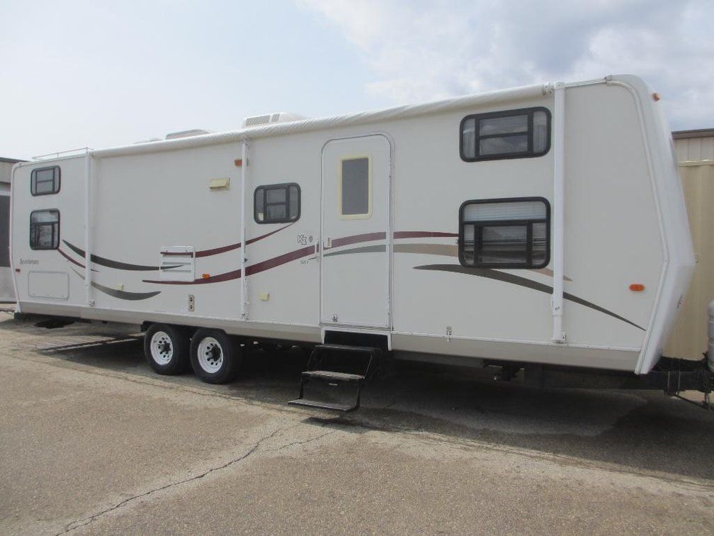 2002 Sportsman Camper - VIN 4EZTS32292S055849