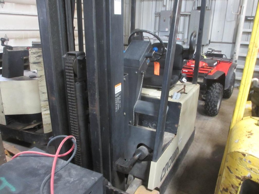 Crown Electric Forklift
