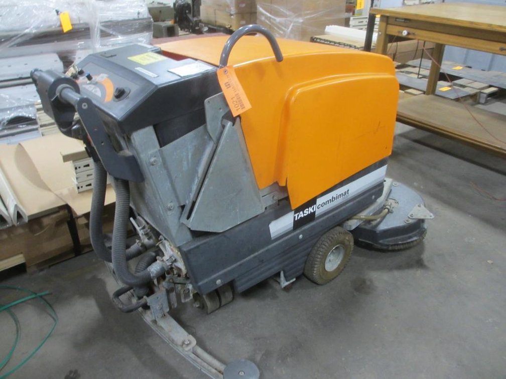 Taski Combimat Floor Scrubber (E)