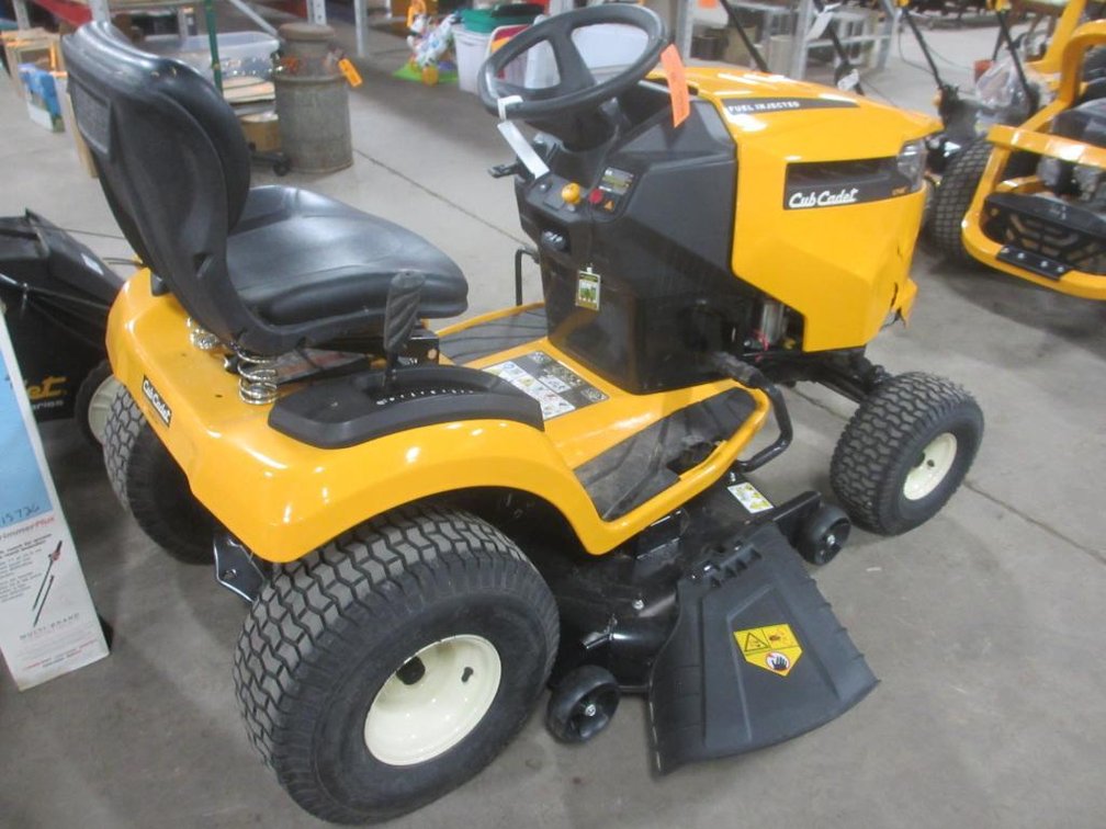 Cub Cadet XTI LT46 EFI Lawn Tractor (CA)
