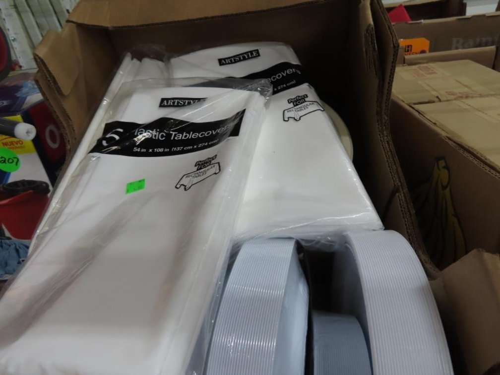 Disposable Plates and Table Covers