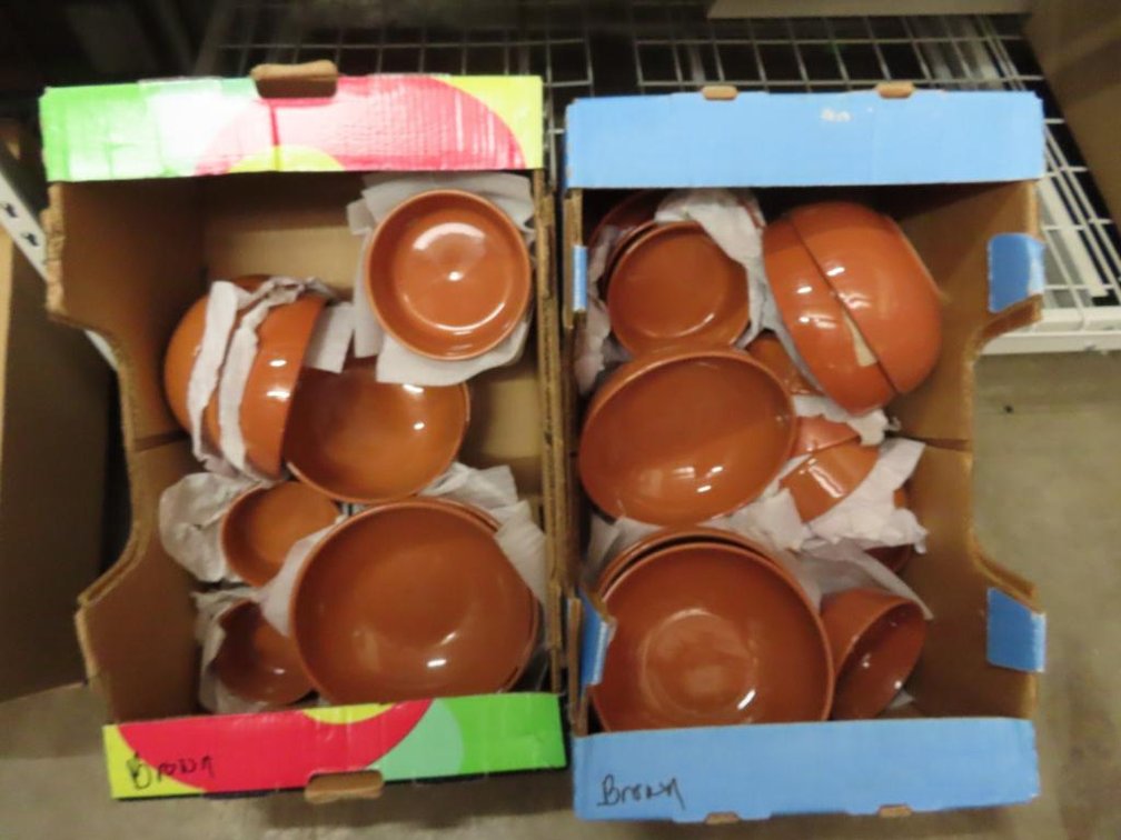 Anfora Ceramic Bowls - Qty ~113