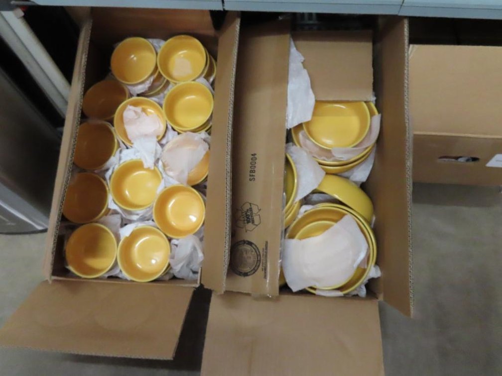 Anfora Ceramic Bowls - Qty ~87