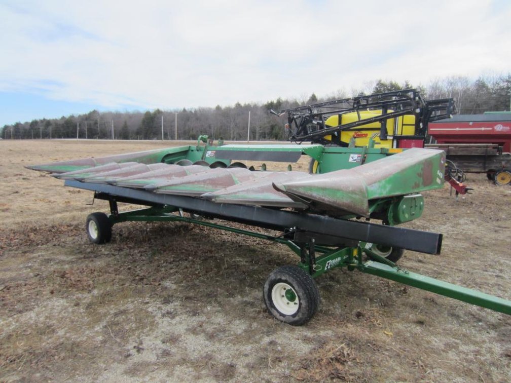 John Deere 643 6-Row Corn Head