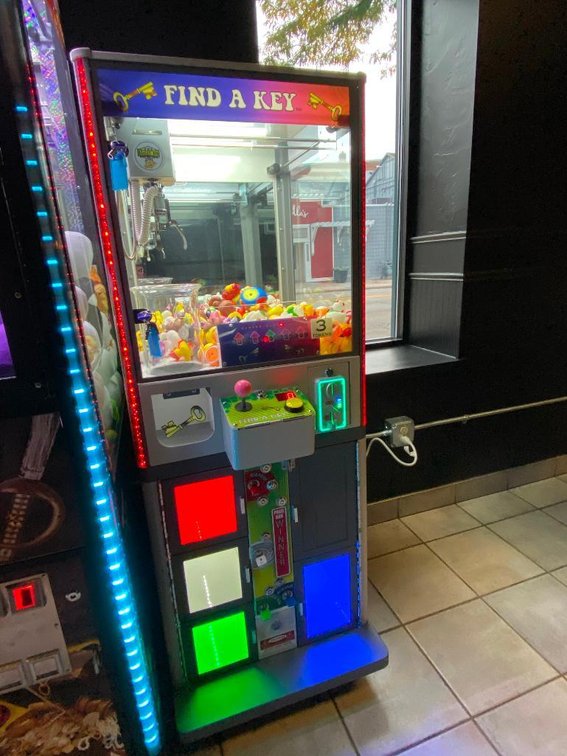 Crane Game Find A Key For Bars Or Restaurants Or Home Fun