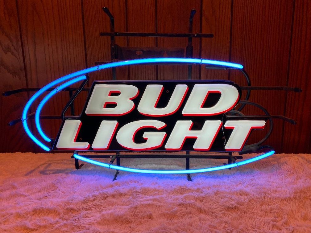 Bud Lite Retro Neon Beer Sign Collector Item