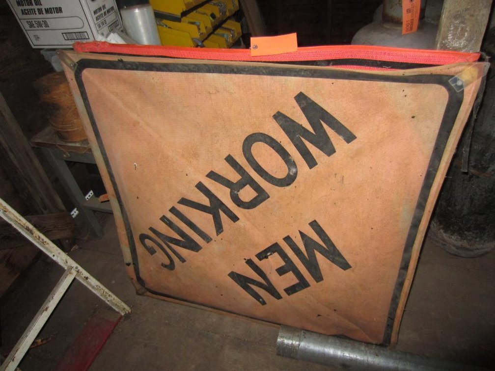 (2) Mesh Road Signs (S2)
