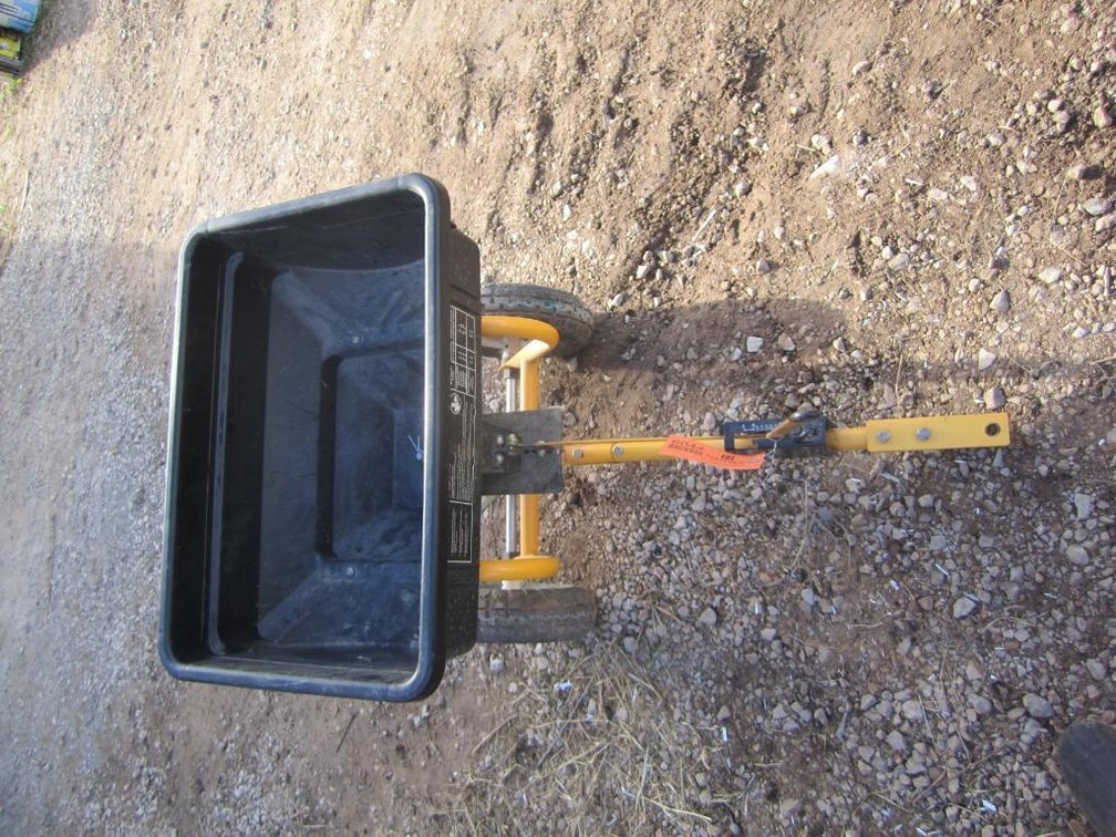 Yardwork's Spreader (O)
