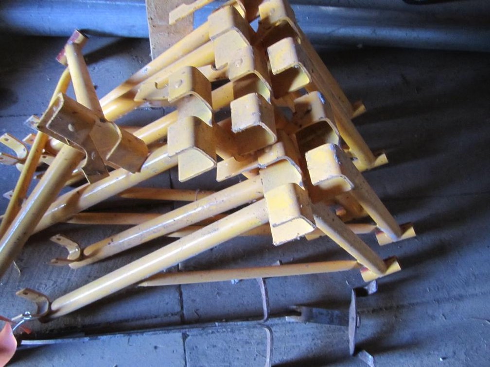 (4) Personnel Scaffolding Brackets (S2)