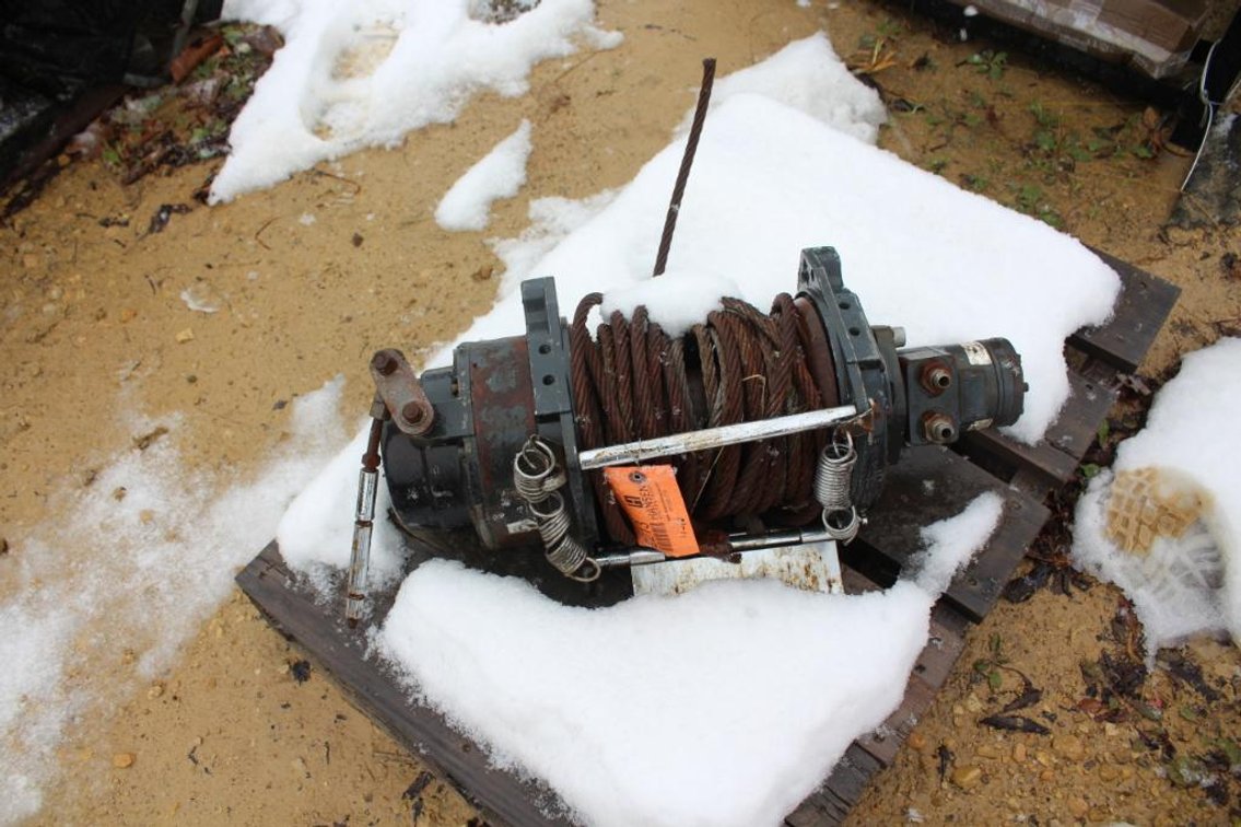 HYDRAULIC POWERED WINCH WITH 1/2" CABLE