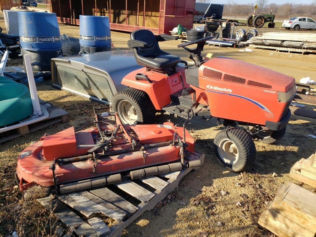 SIMPLICITY LANDLORD DLX GARDEN TRACTOR WITH 54" DECK
