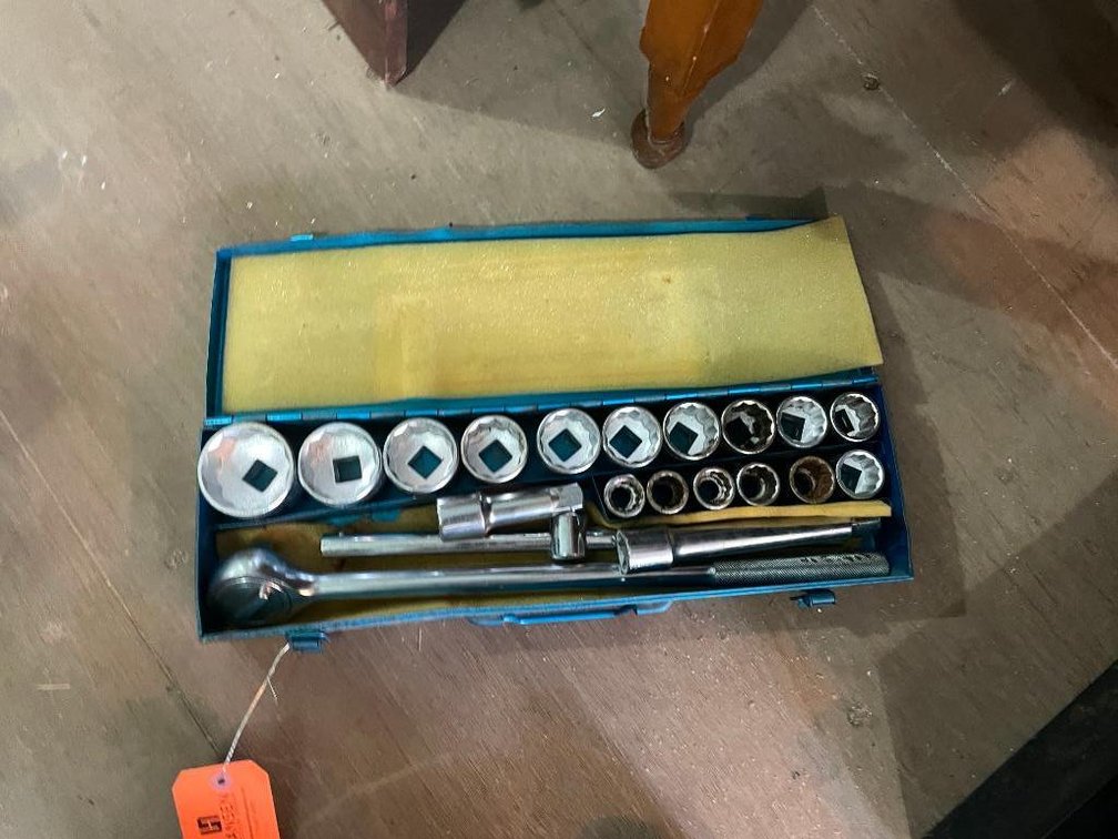 Chicago Force 21 Piece Drive Socket Wrench Set (C2)