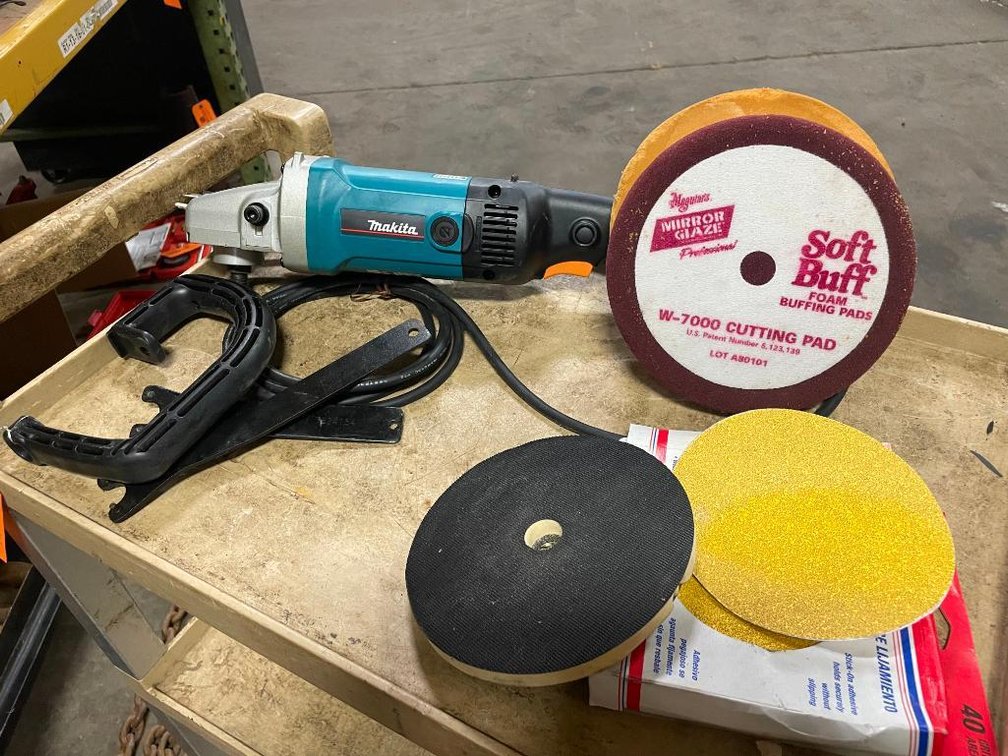 New Makita 7" Grinder/ Sander (PR10)
