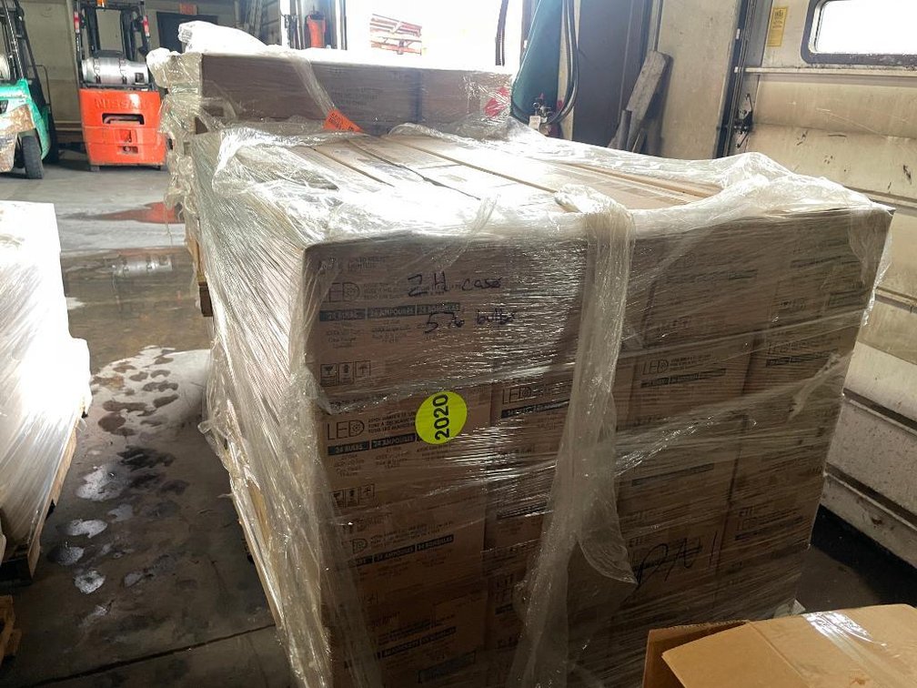 ETI White Cool LED 4' LED Light Tube (E)