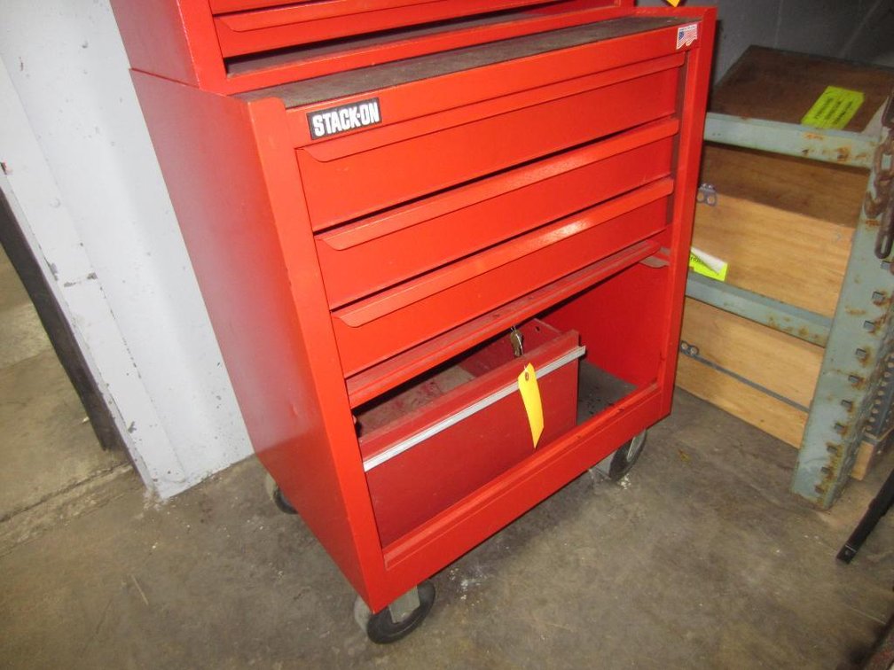 Stack On Lower Roller Toolbox (CW)