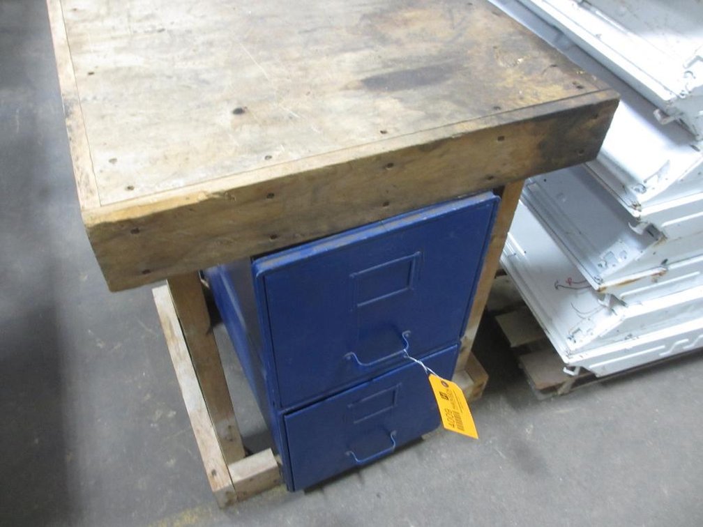 Heavy Duty Workbench with Storage (F)