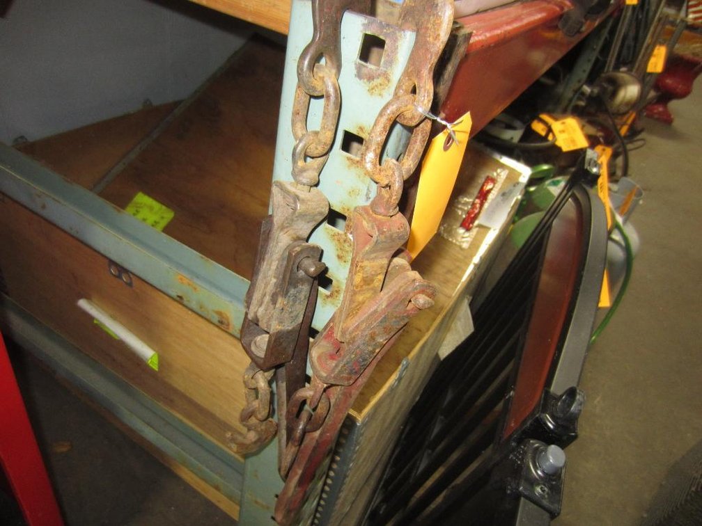 (2) Chain Binders (CW)