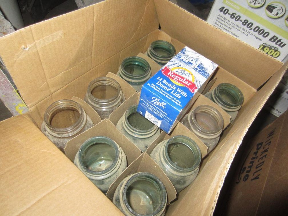 (12) Qt. Ball Glass Canning Jar (T16)