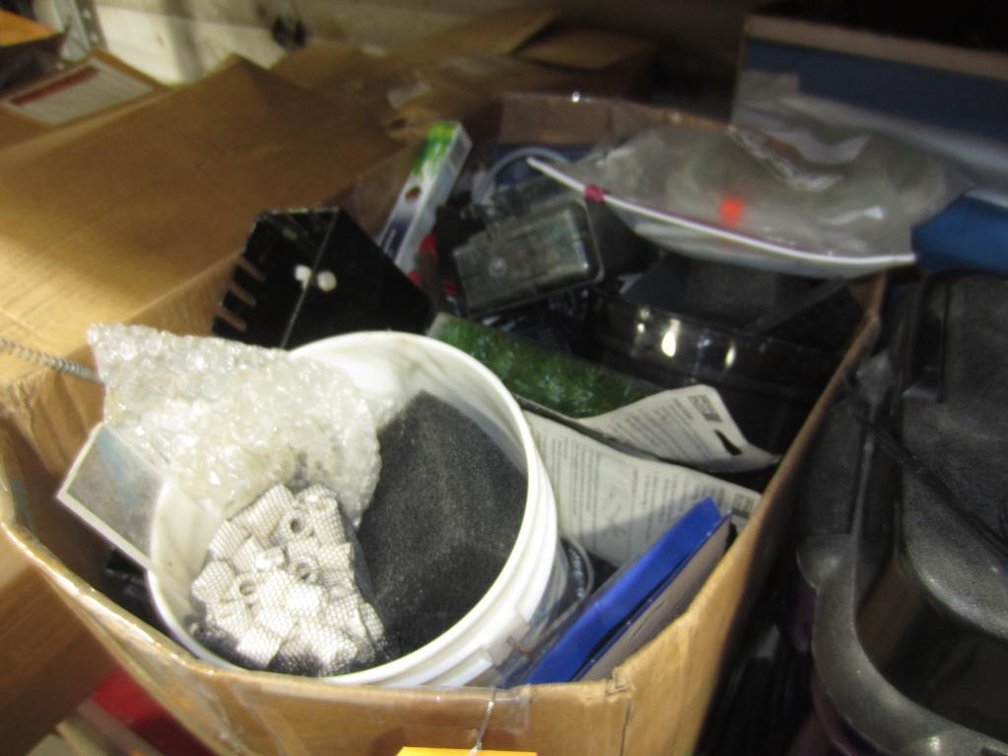Aquarium Equipment (D)