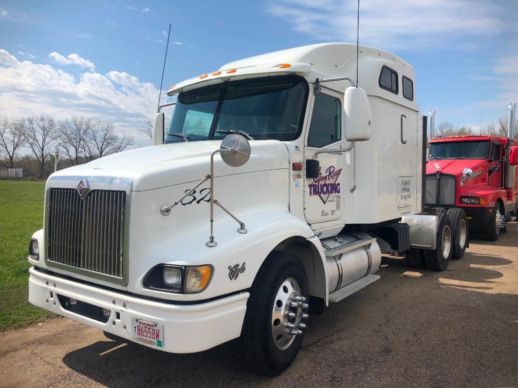 2002 International 9200i Eagle Semi Tractor, VIN:2H5CEAVR32C036776