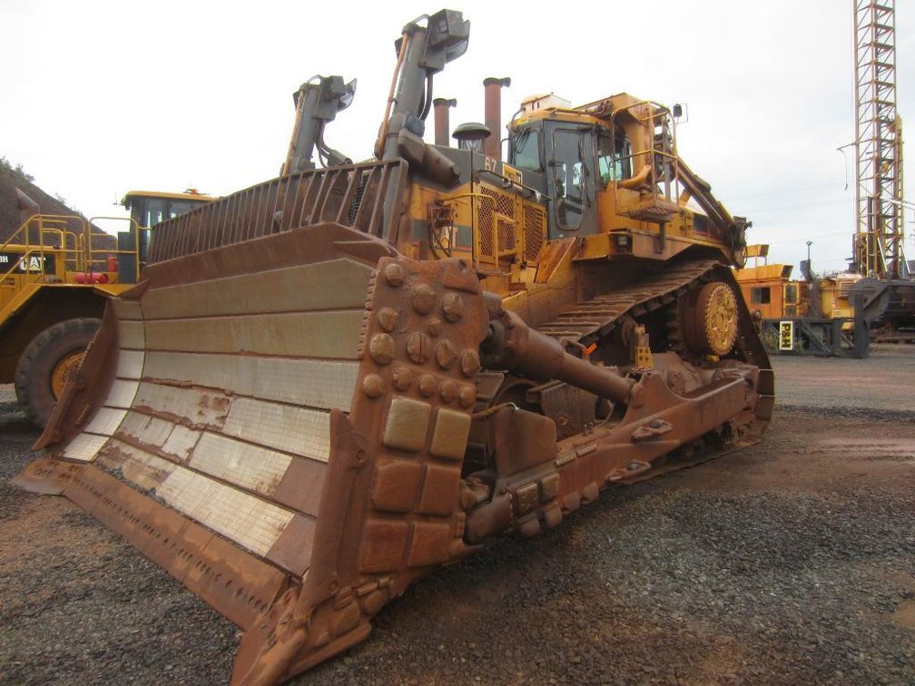 S/N 7PZ-01607  Cat D11R Dozer