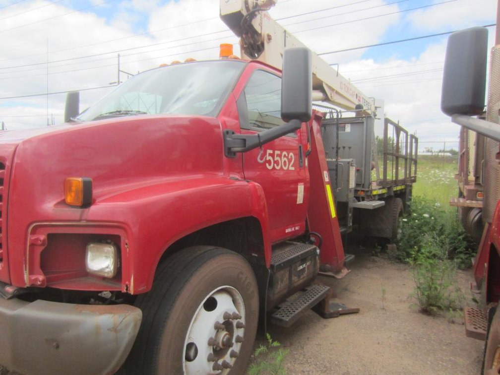 2008 GM Gas Truck with Terex BT2047 Crane, VIN 1GBL7C1G48F400971-Runs, Drives