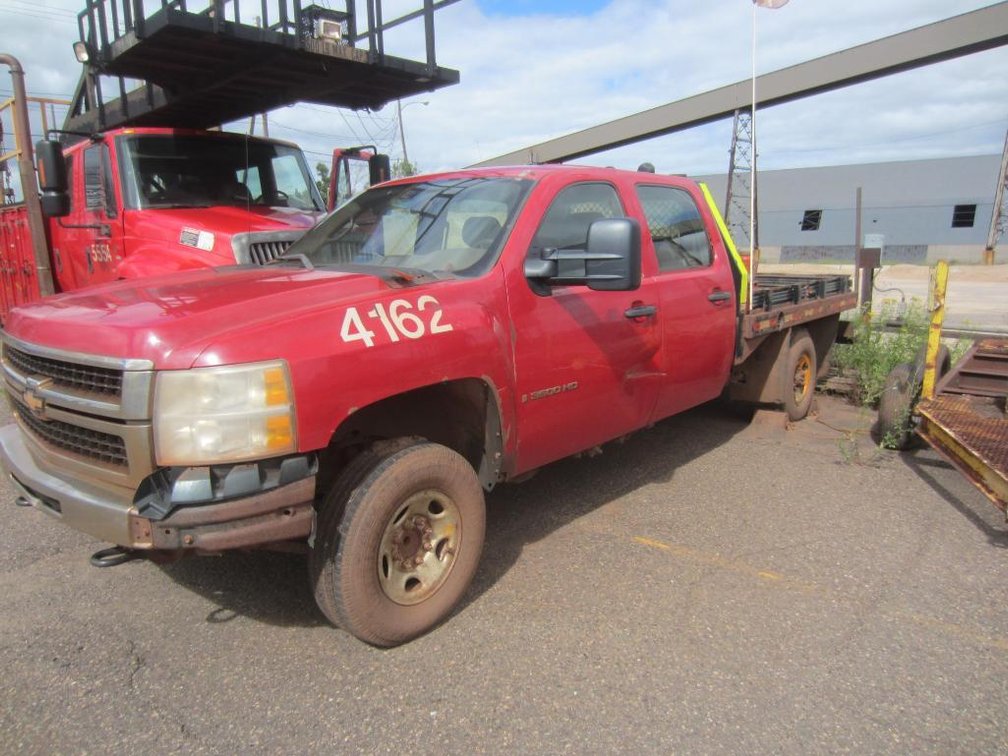2009 GM 3500HD Crew Cab 2x4 Truck, VIN 1GBHC73KX9F119768- Starts and Runs- Drive unknown