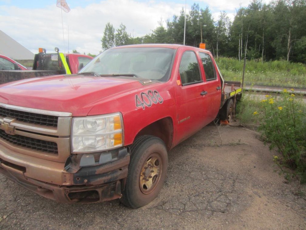 2007 GM 2500HD, 4x4, Crew Cab, Gas, VIN 1GBHK23K07F532270-Runs