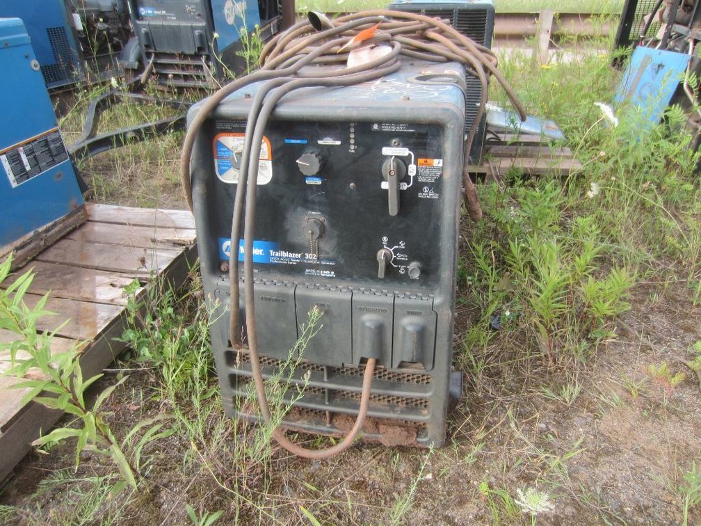 Miller Trailblazer 302 Welder Generator- Needs Work