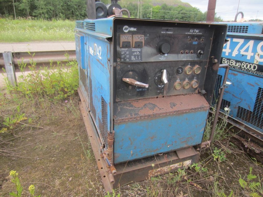 Miller Diesel Powered Air Pak MultiProcess Welding Generator- Needs Work