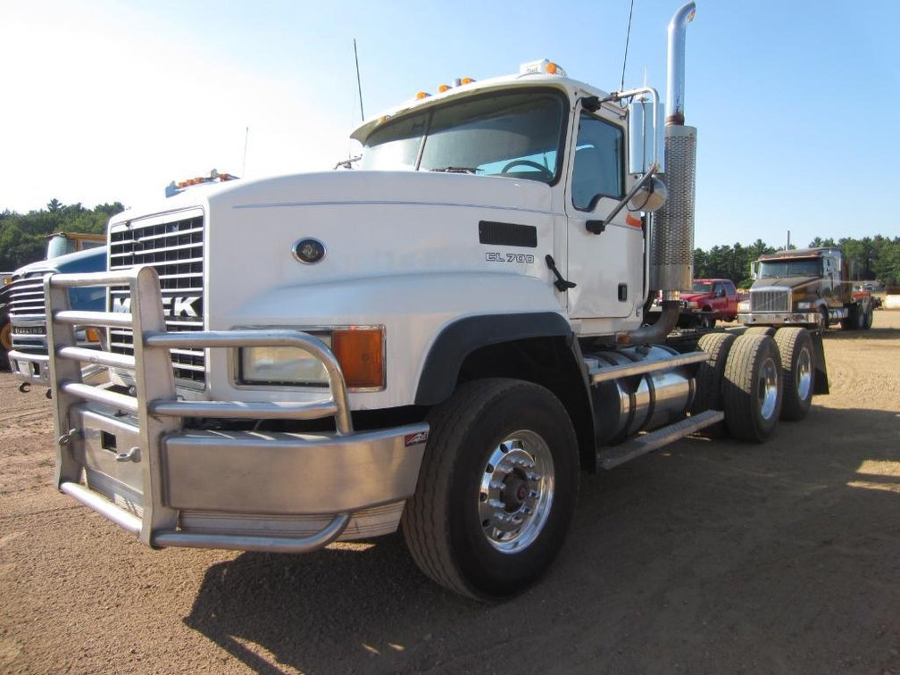 2007 Mack CL700 Day Cab Semi Tractor, VIN: 1M1AD65Y27M002457, (Mosinee,WI)