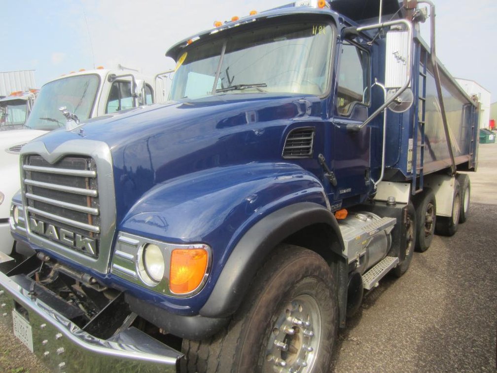 2006 Mack Granite Quad Axle Dumptruck, vin#1M2AG11CX6M038086.(Pickett,WI)