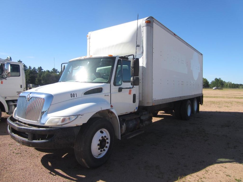 2008 International Durastar Tandem Axle 24' Box Truck, VIN: 1HTMMAAN68H674238 (Mosinee, Wi)