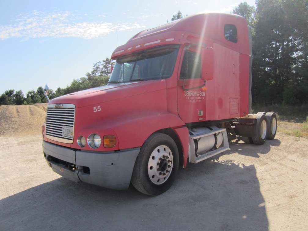 2001 Freightliner Century Class Sleeper Truck, 470 HP Detroit 60 Series, 10 Speed, (Coloma WI)