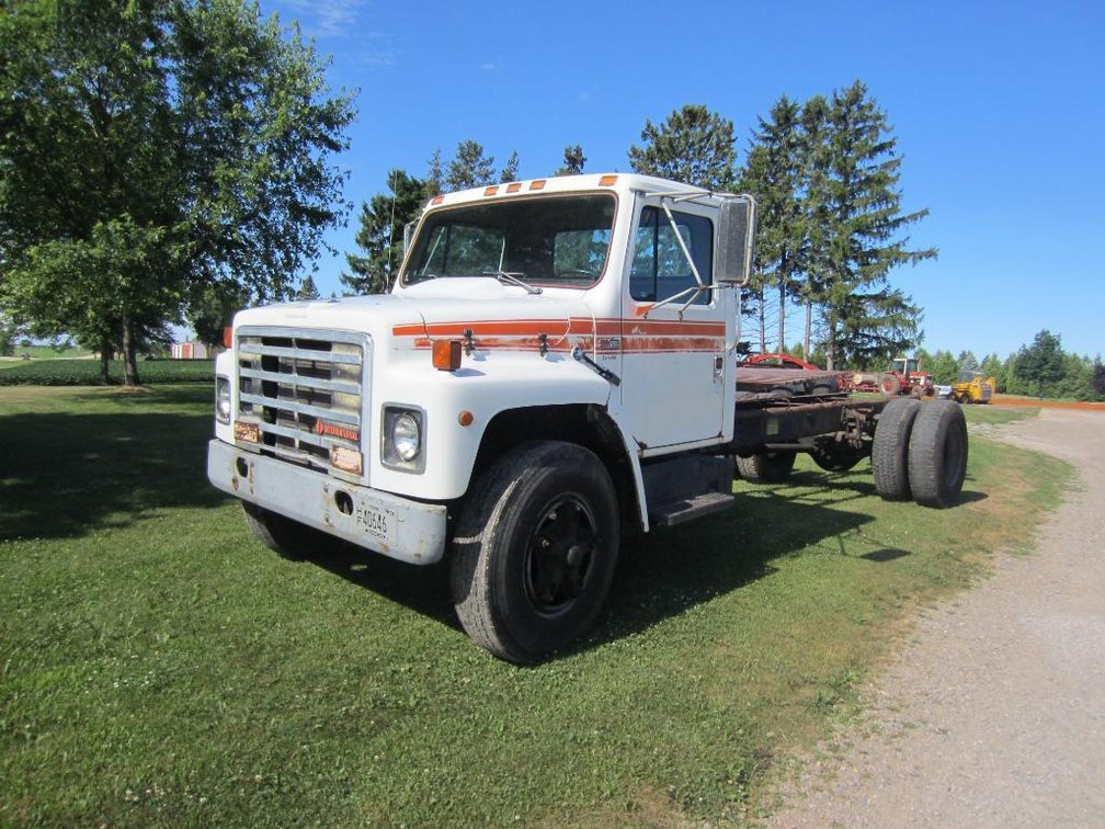 1988 International S710 - VIN 1HTLCCFP6JH568270 (Seymour, WI)