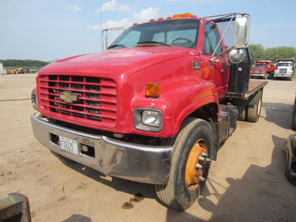 2000 Chevrolet C6500 Cab Chassis Flat Rack Truck - VIN 1GBJ7H1C1YJ526283 (Kaukauna, WI)