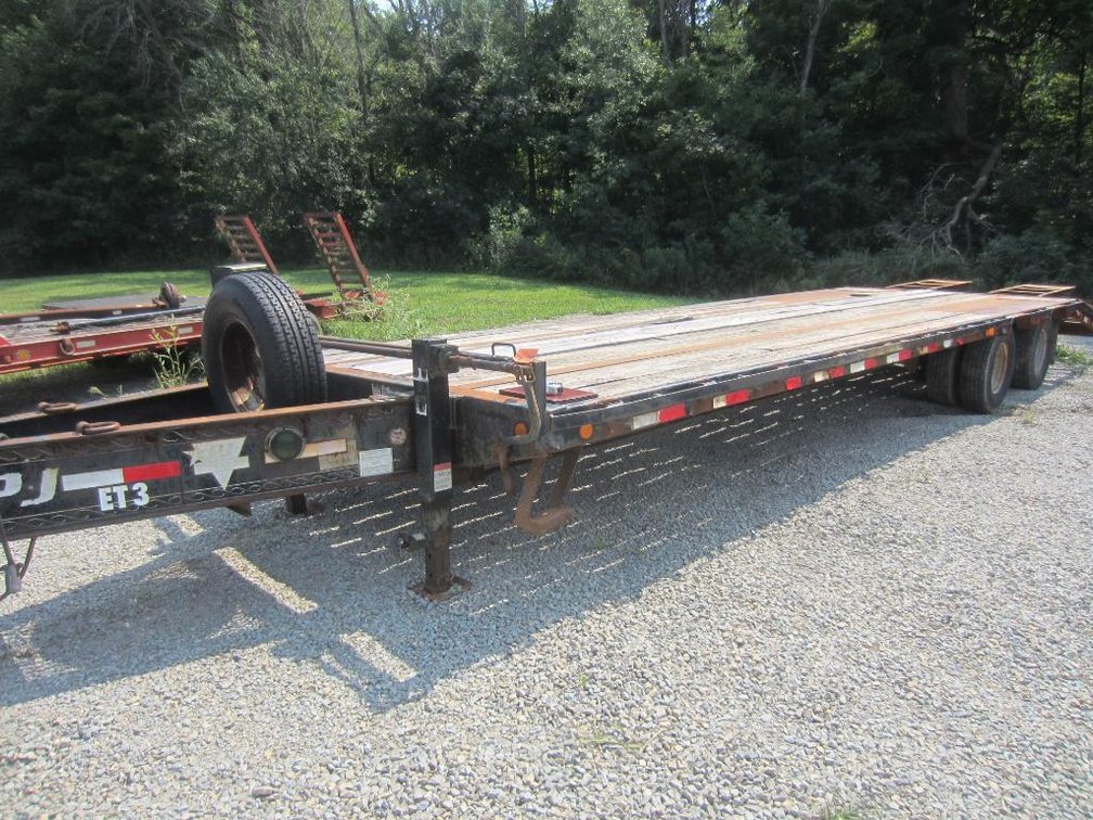 2008 PJ Tandem Axle Dually Trailer, VIN: 4P5LD302781115324 (Helenville, WI)