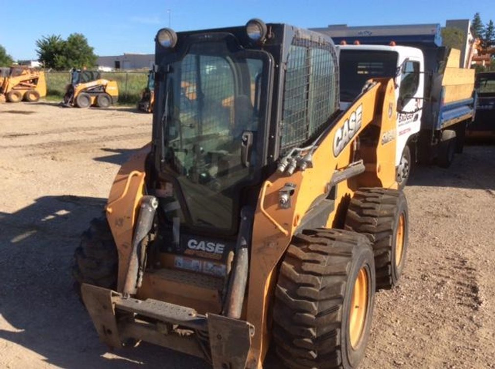 2013 Case SR250 Skidsteer Loader with 84" GP Bucket, Hours read: 927, (Sussex, WI)
