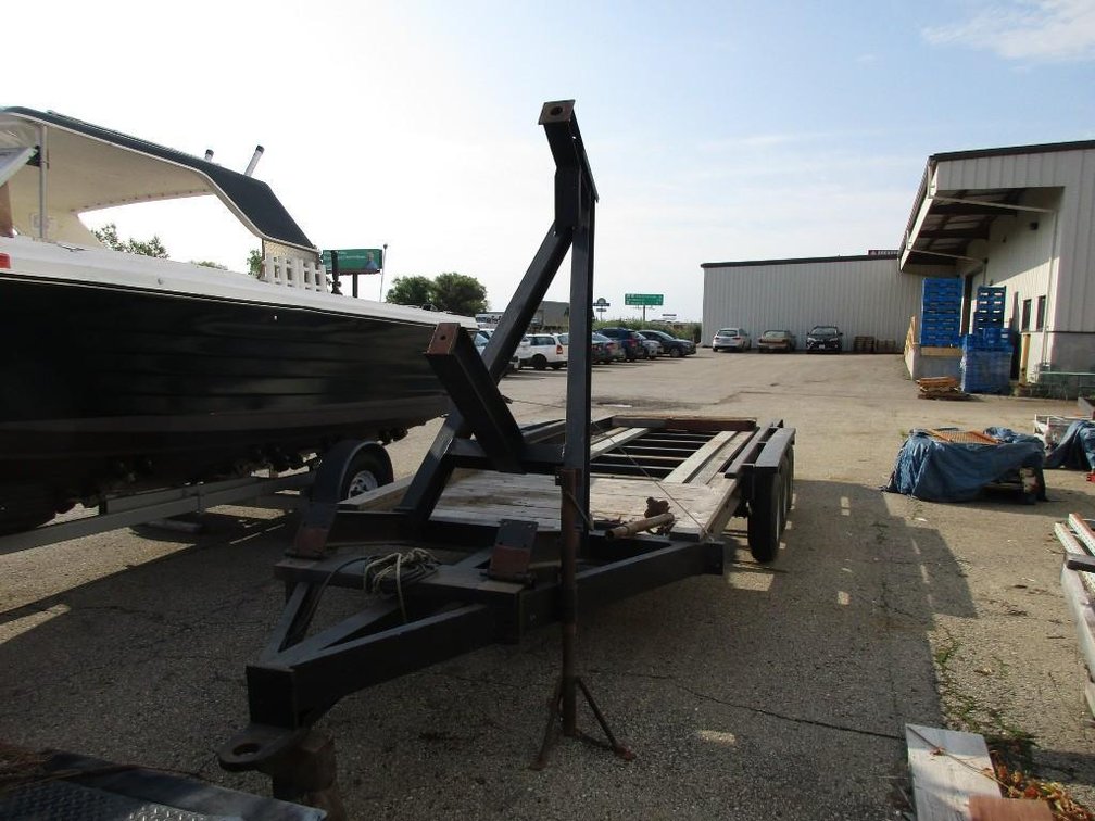 Homemade 19'6" long 72" wide Triaxle Trailer - NO TITLE (Neenah, WI)