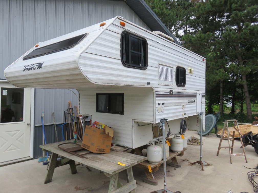 Skamper 8' Slide-In Camper