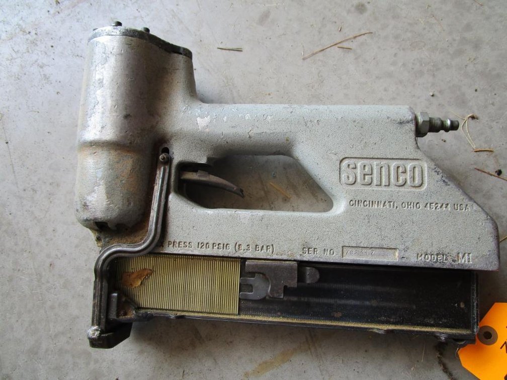 Senco Air Stapler