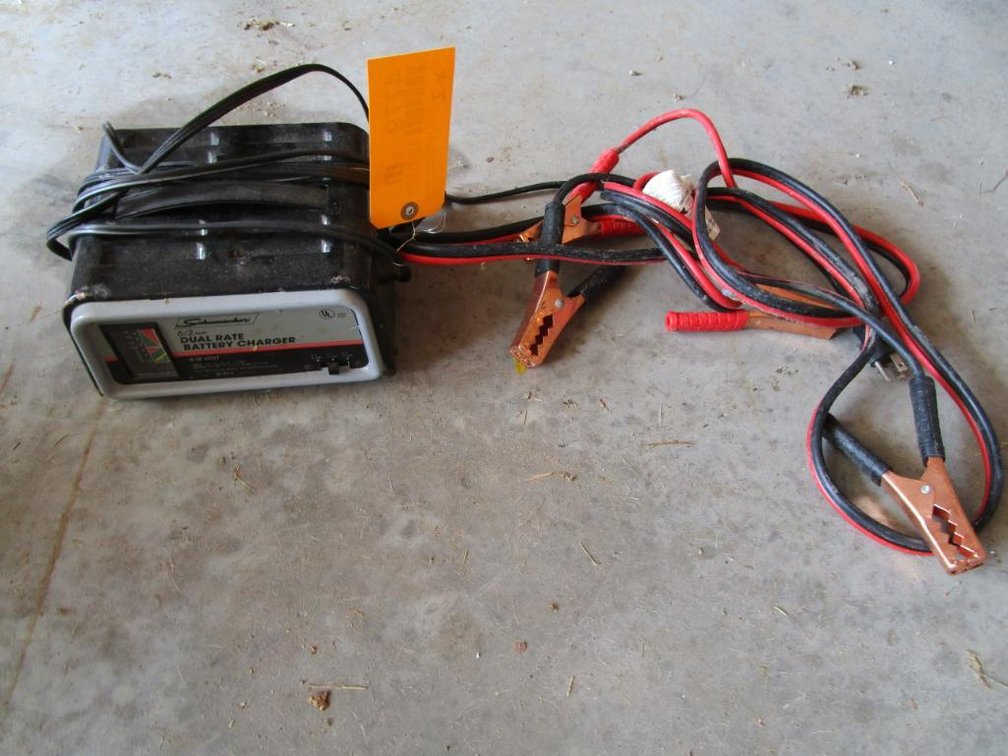 Schumacher Dual Rate Battery Charger