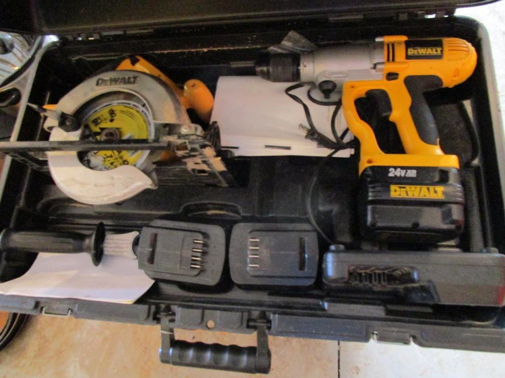 DeWalt Toolkit With Case