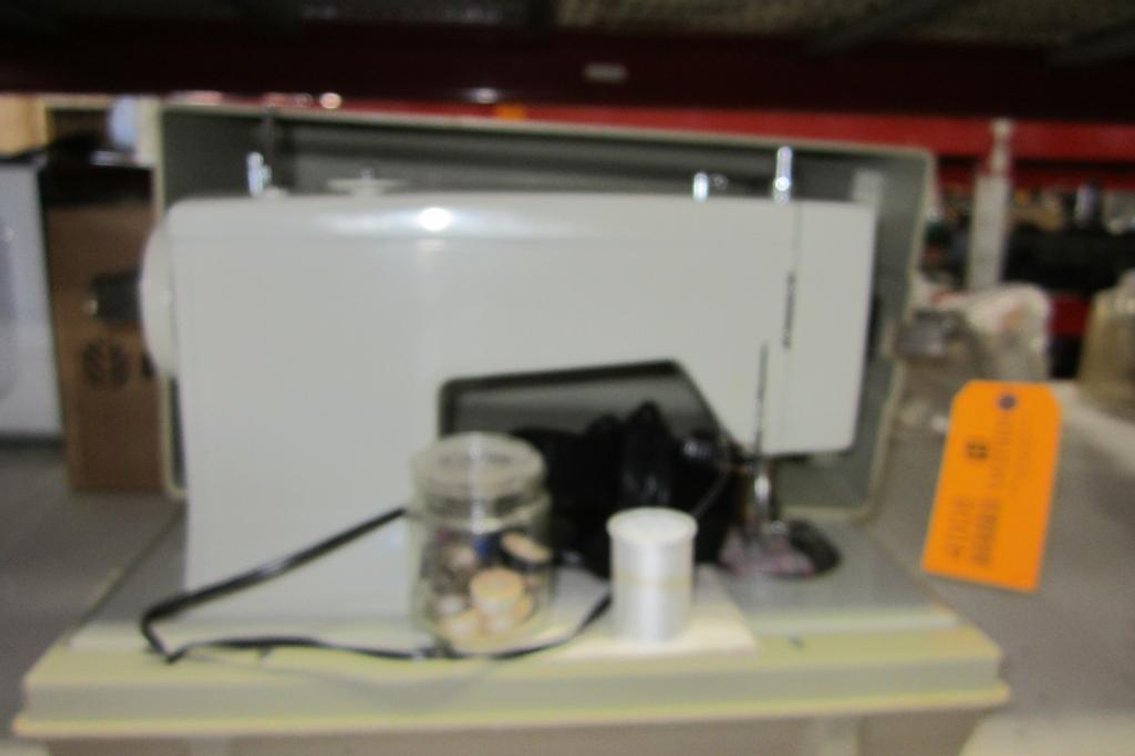 Sears Sewing Machine (T5)