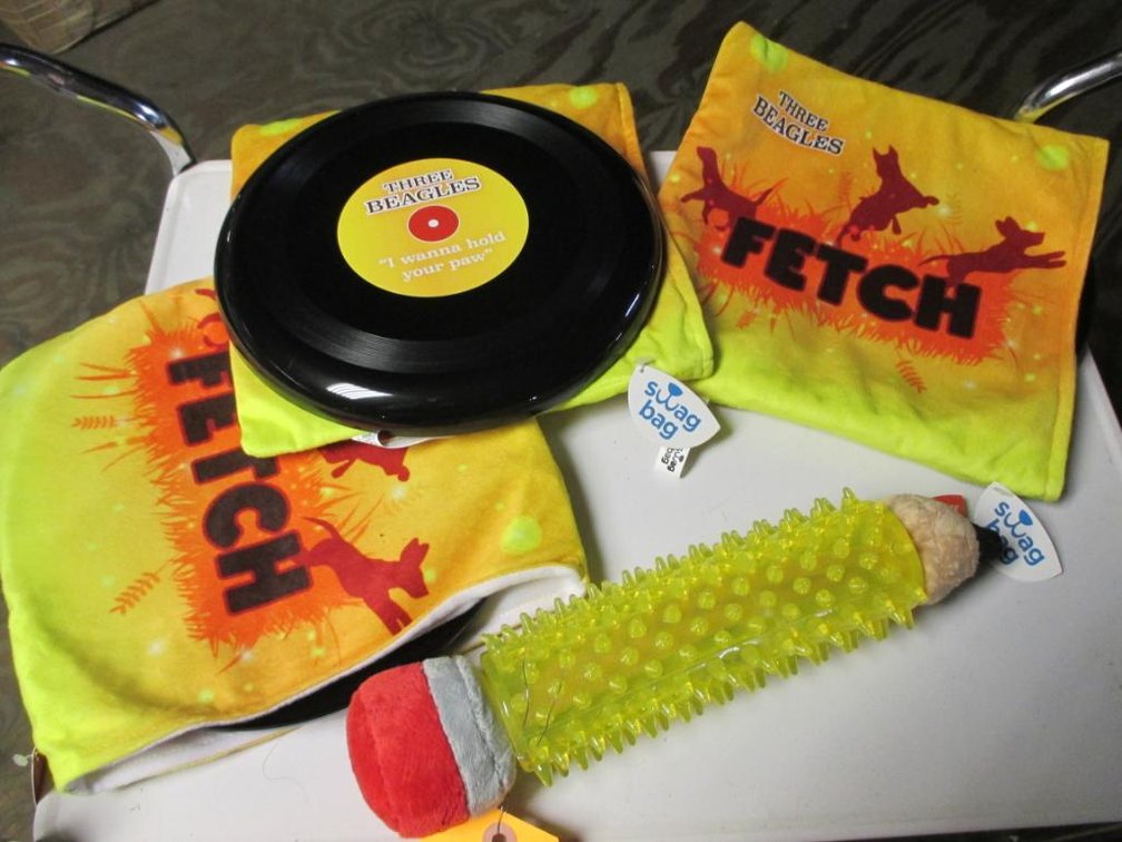 (3) Three Beagle Frisbees (U)