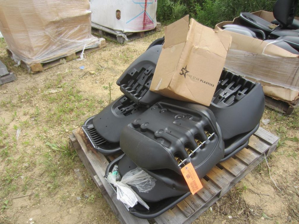 (8) Plastic Attwood Boat Seat Frames