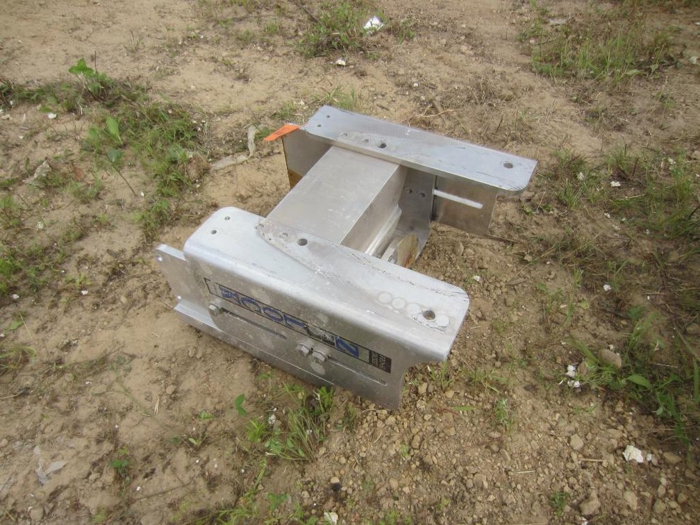 Z-Lock Outboard Motor Jack Plate