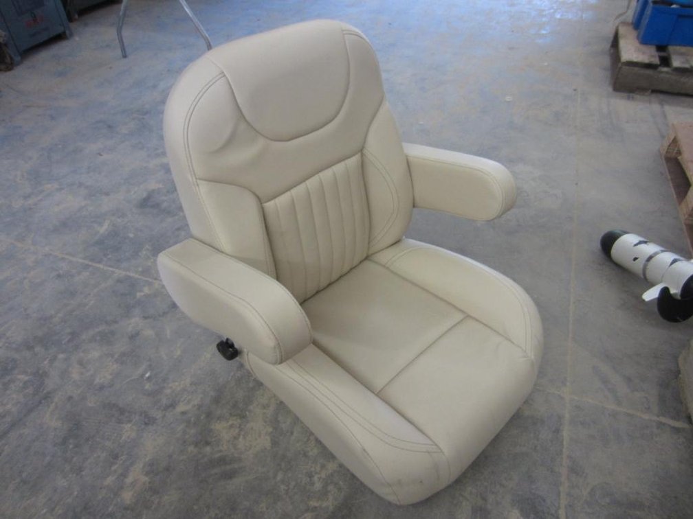 Veada Industries Reclining Boat Seat with Armrests