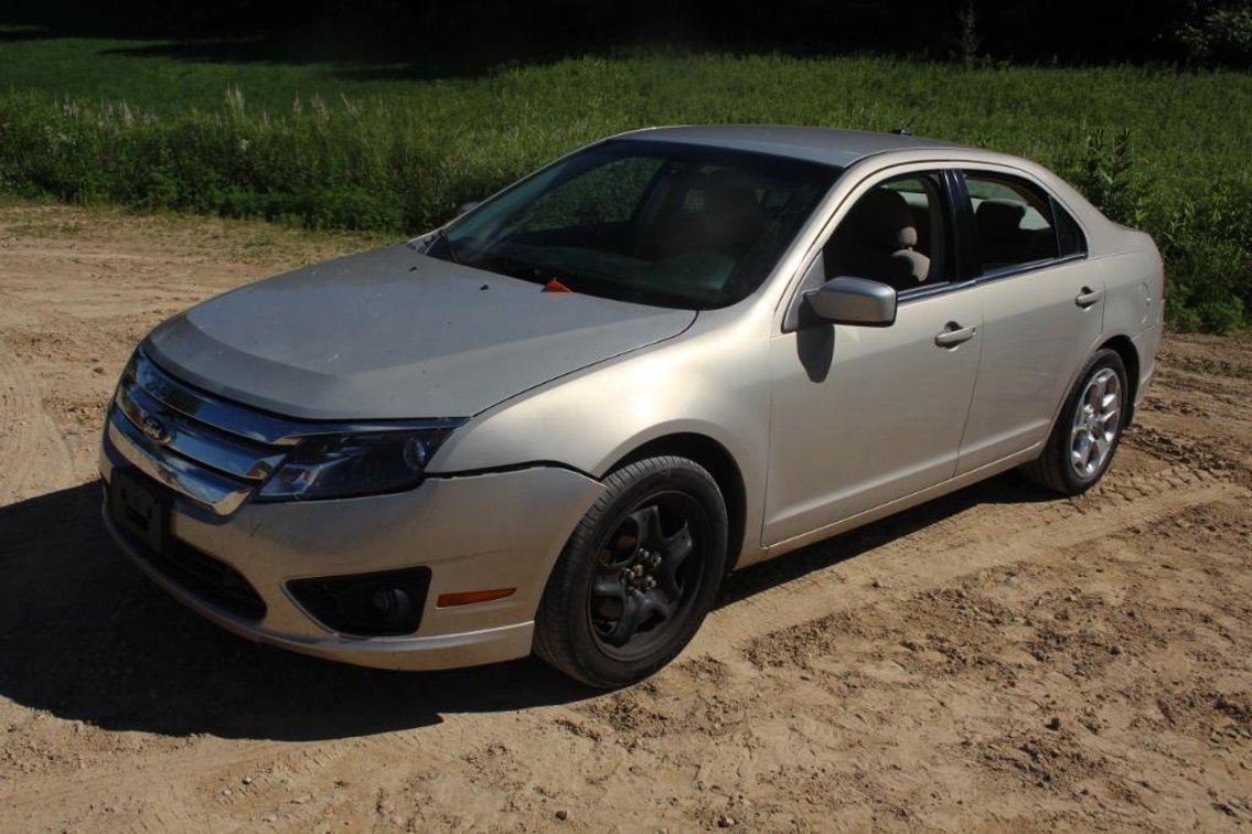 2010 FORD FUSION SEDAN